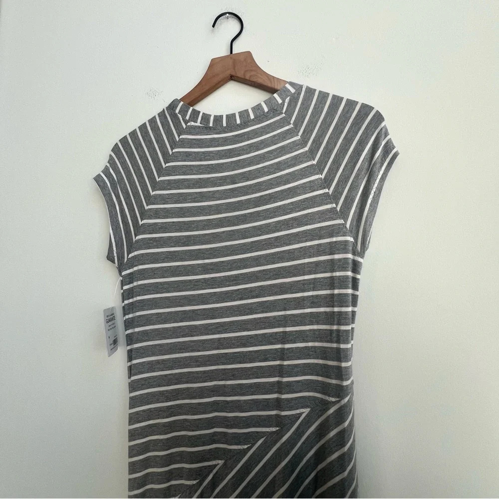 New Athleta Shark Bite Cinch Maxi Dress Gray Asymmetrical Striped Jersey Small - Picture 10 of 14